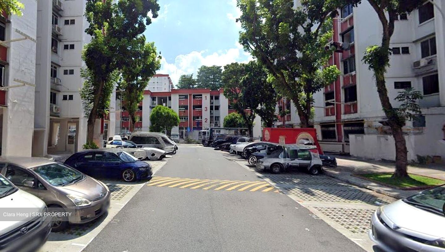 Marsiling Industrial Estate Road 9 (D25), Shop House #523174121